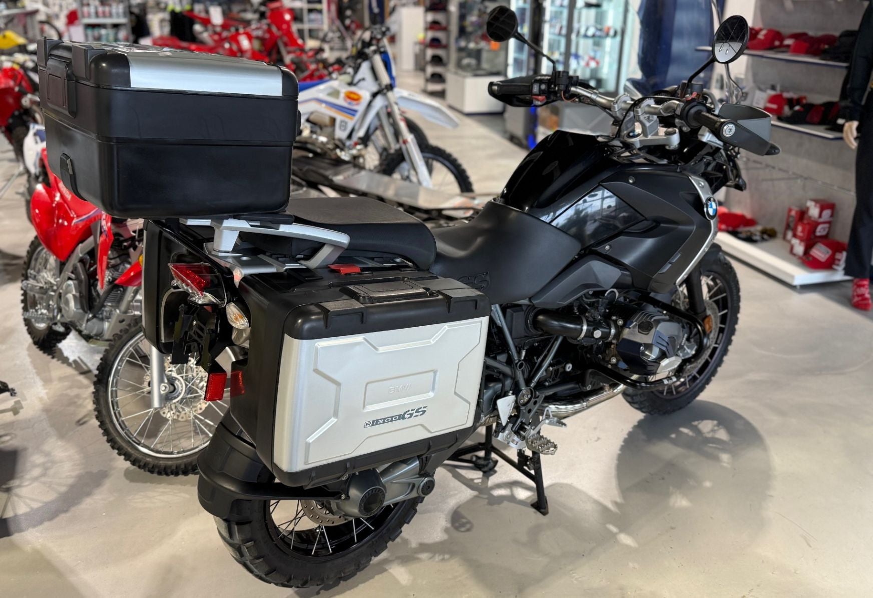 2012 (PRE-OWNED) BMW R1200 GS