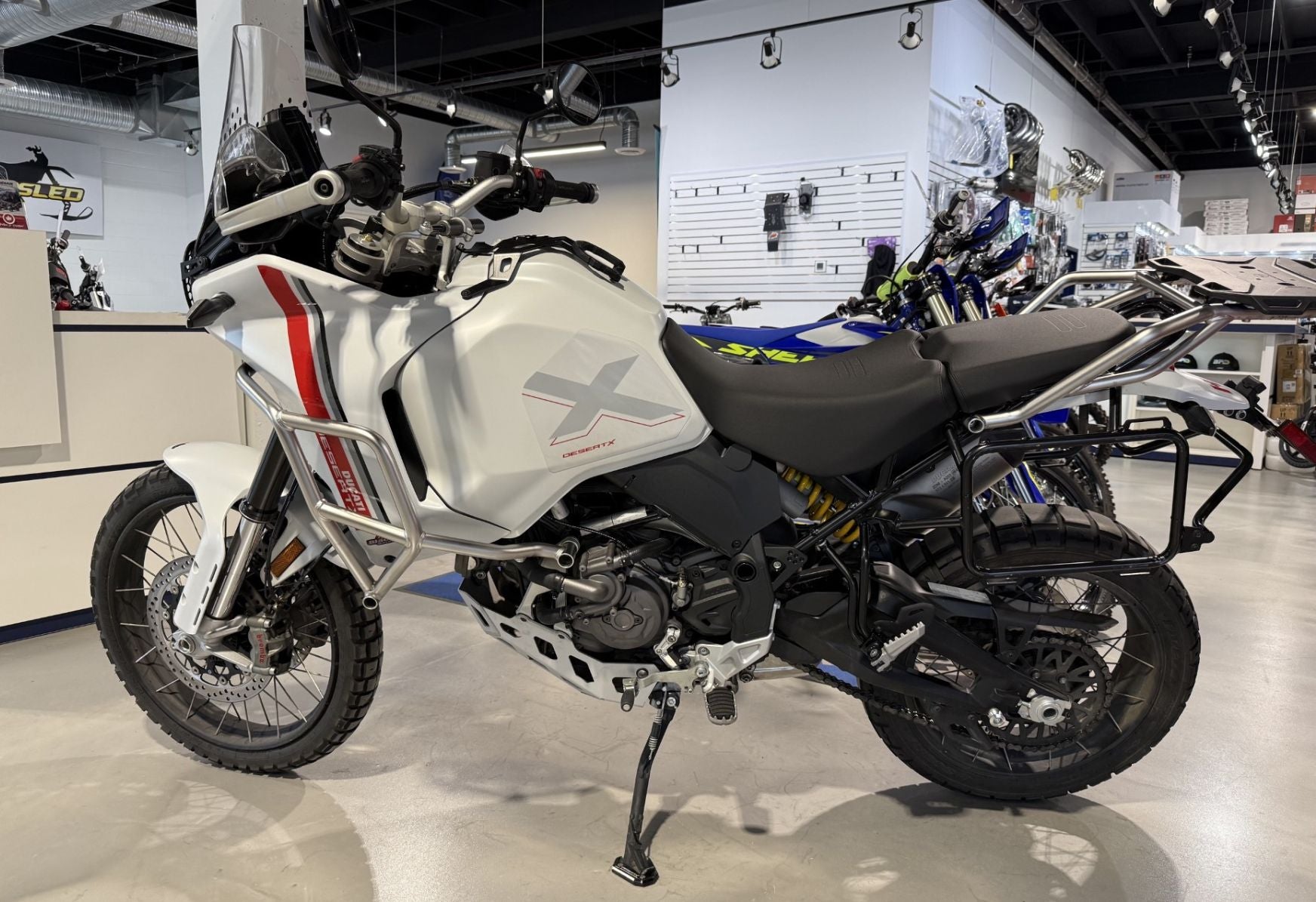 2023 (PREOWNED) Ducati Desert X