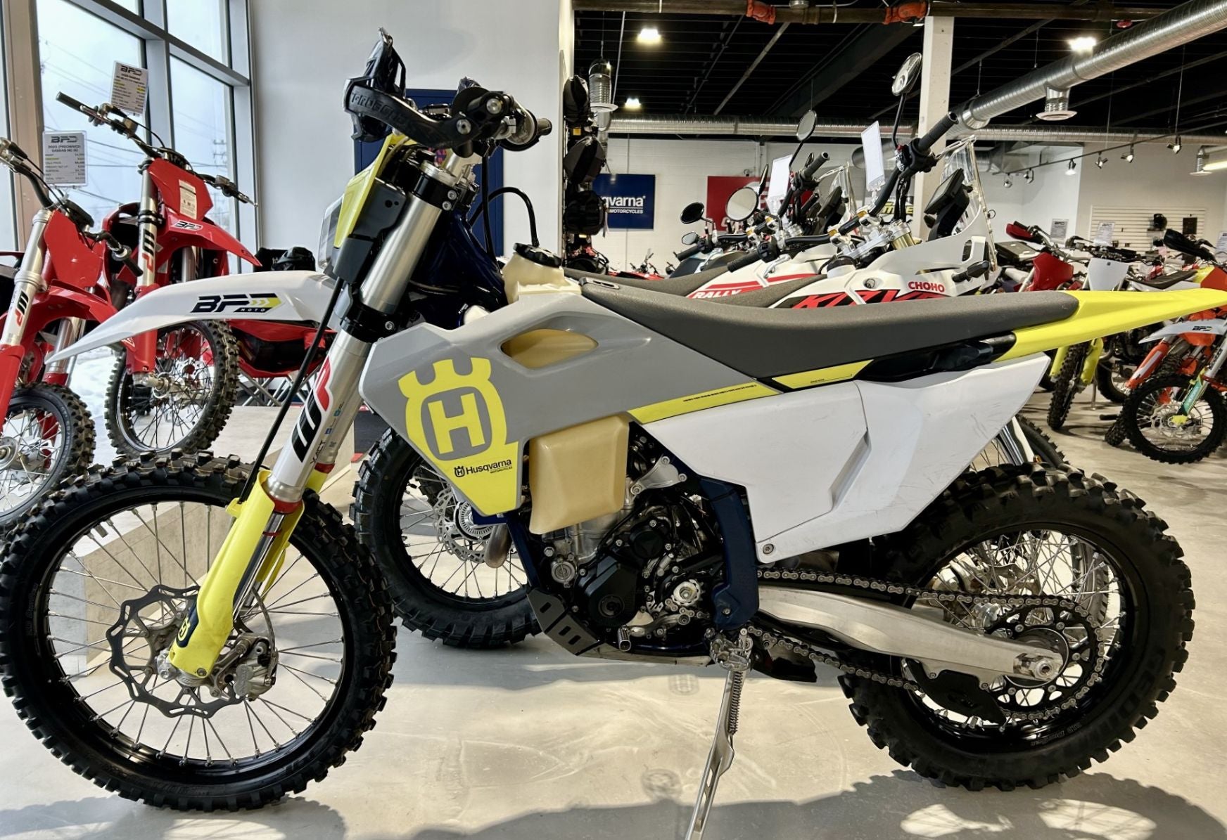 2023 (PREOWNED) FX 350 w/Upgrades