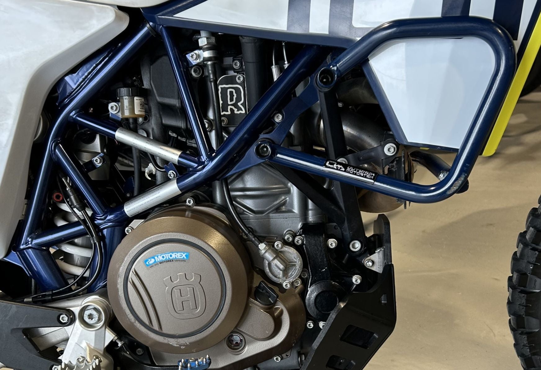 2023 (PREOWNED) 701 Enduro