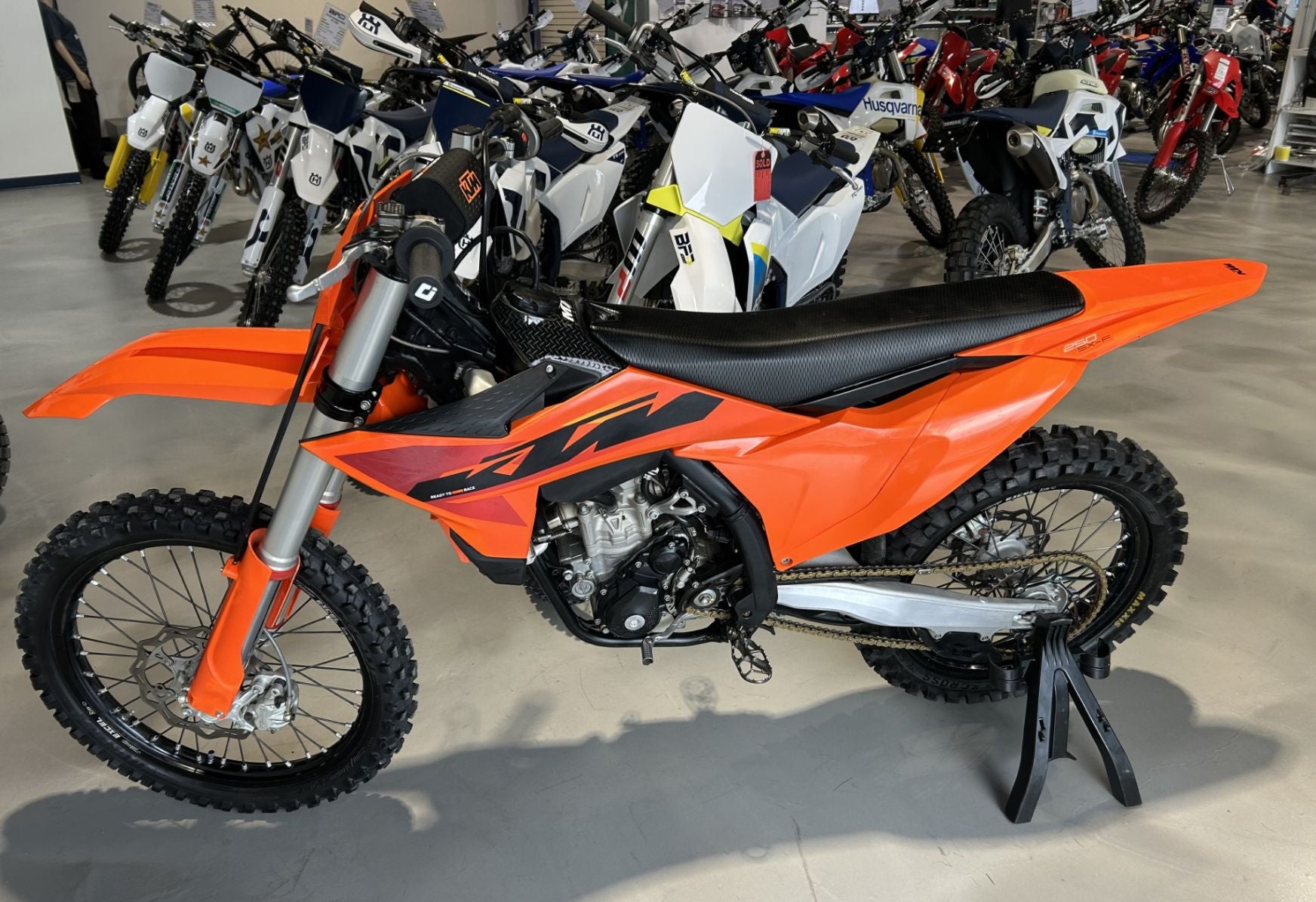 2024 (Pre-Owned) KTM 250 SX-F