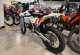 2024 (Pre-Owned) TX 300