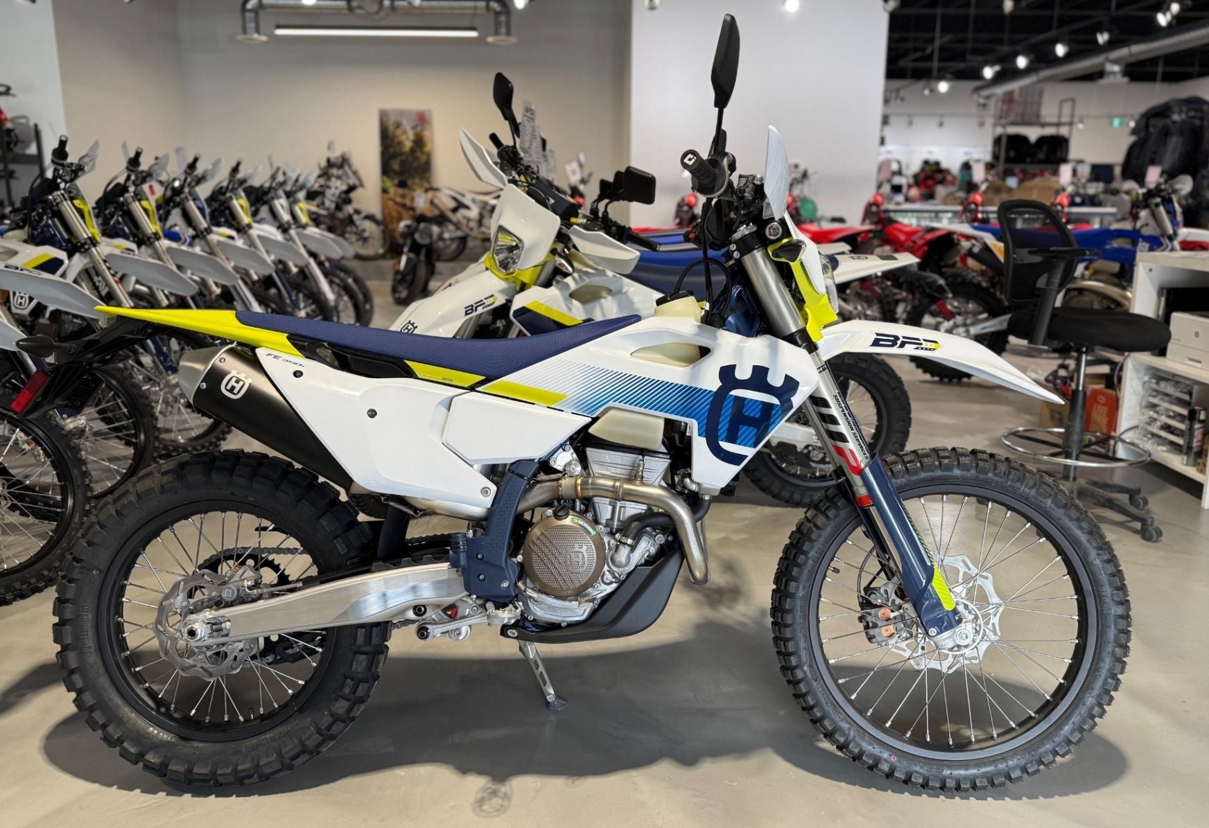 2024 Husqvarna FE 350s 70mm Lowered