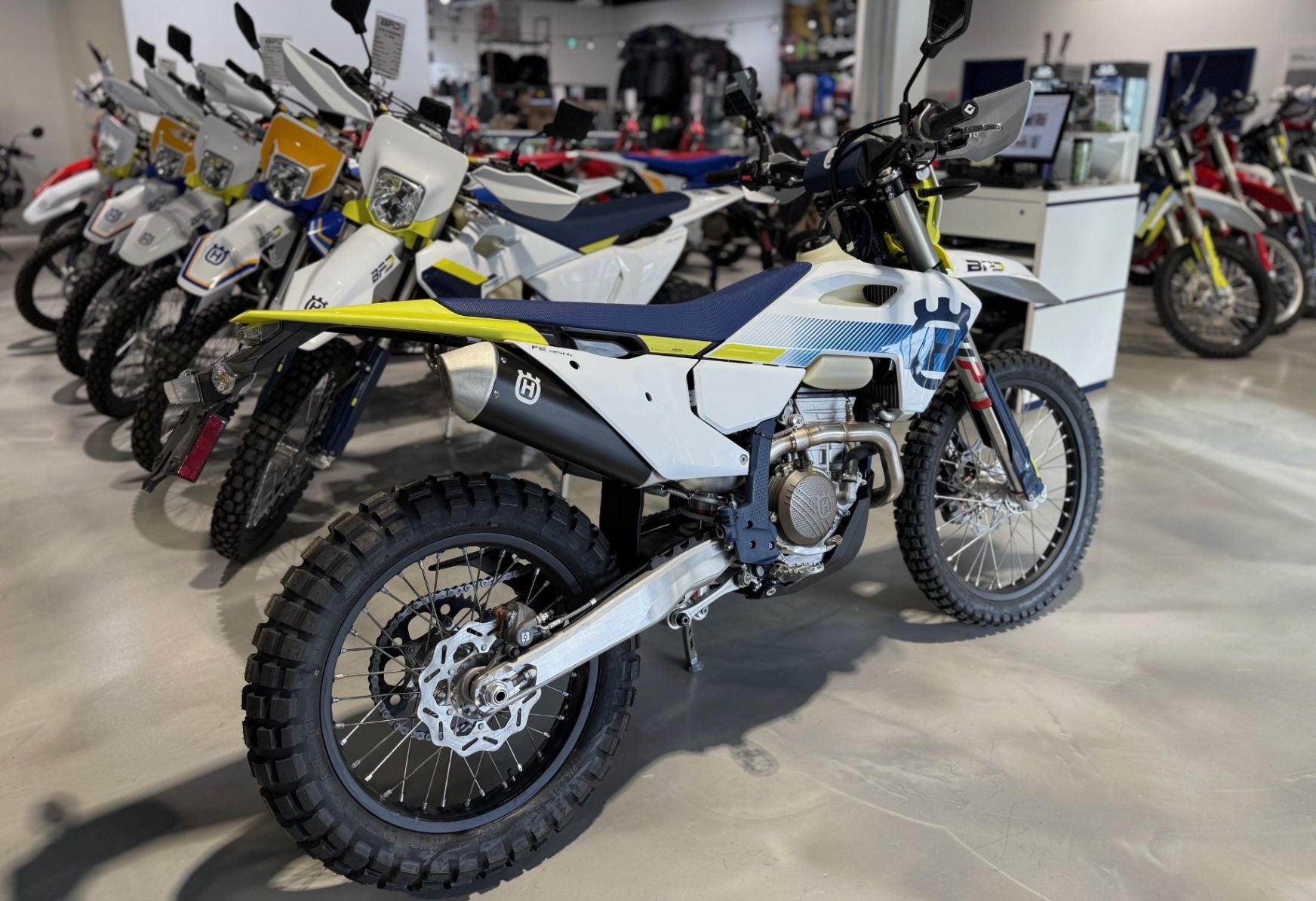 2024 Husqvarna FE 350s 70mm Lowered