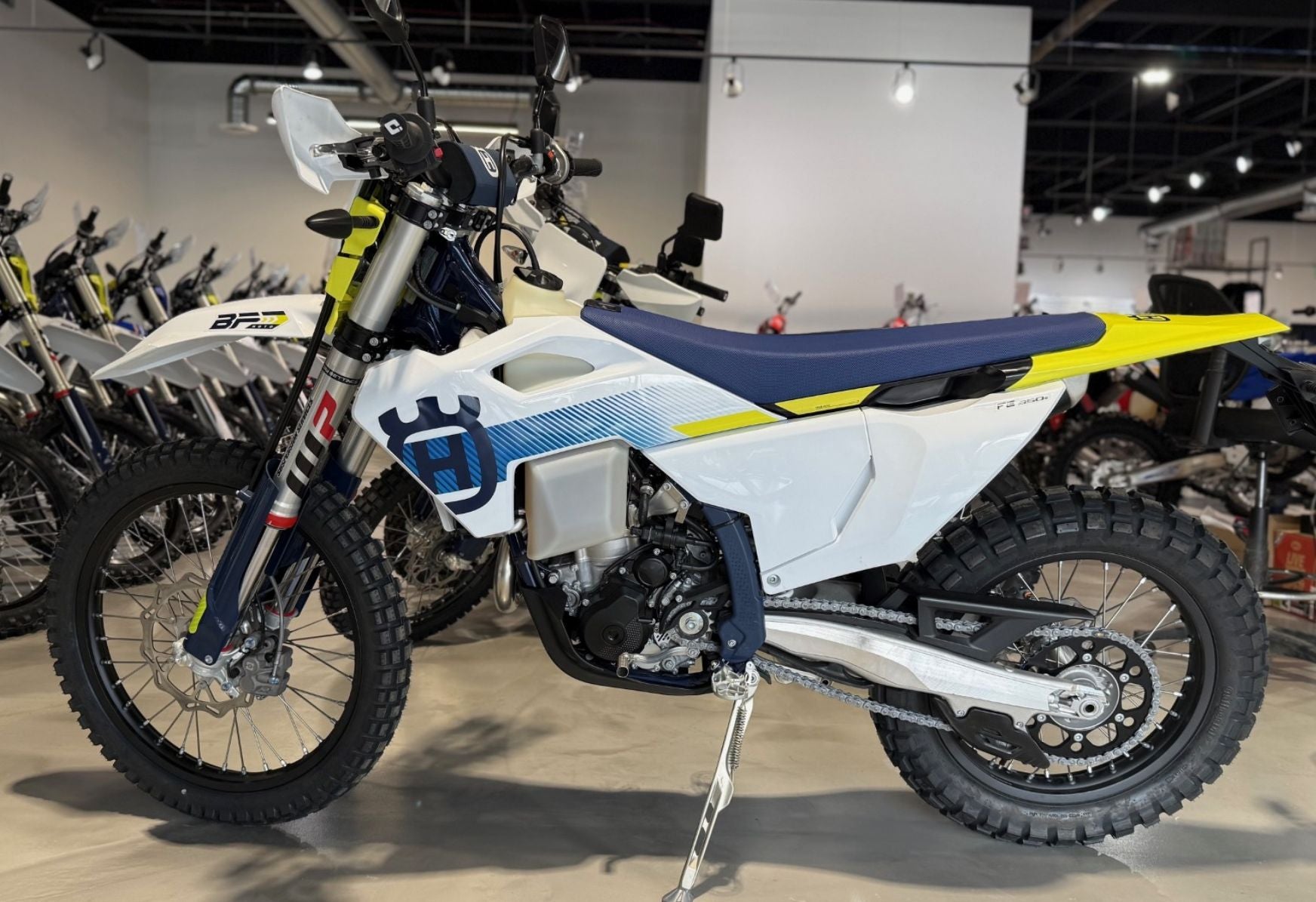 2024 Husqvarna FE 350s 70mm Lowered