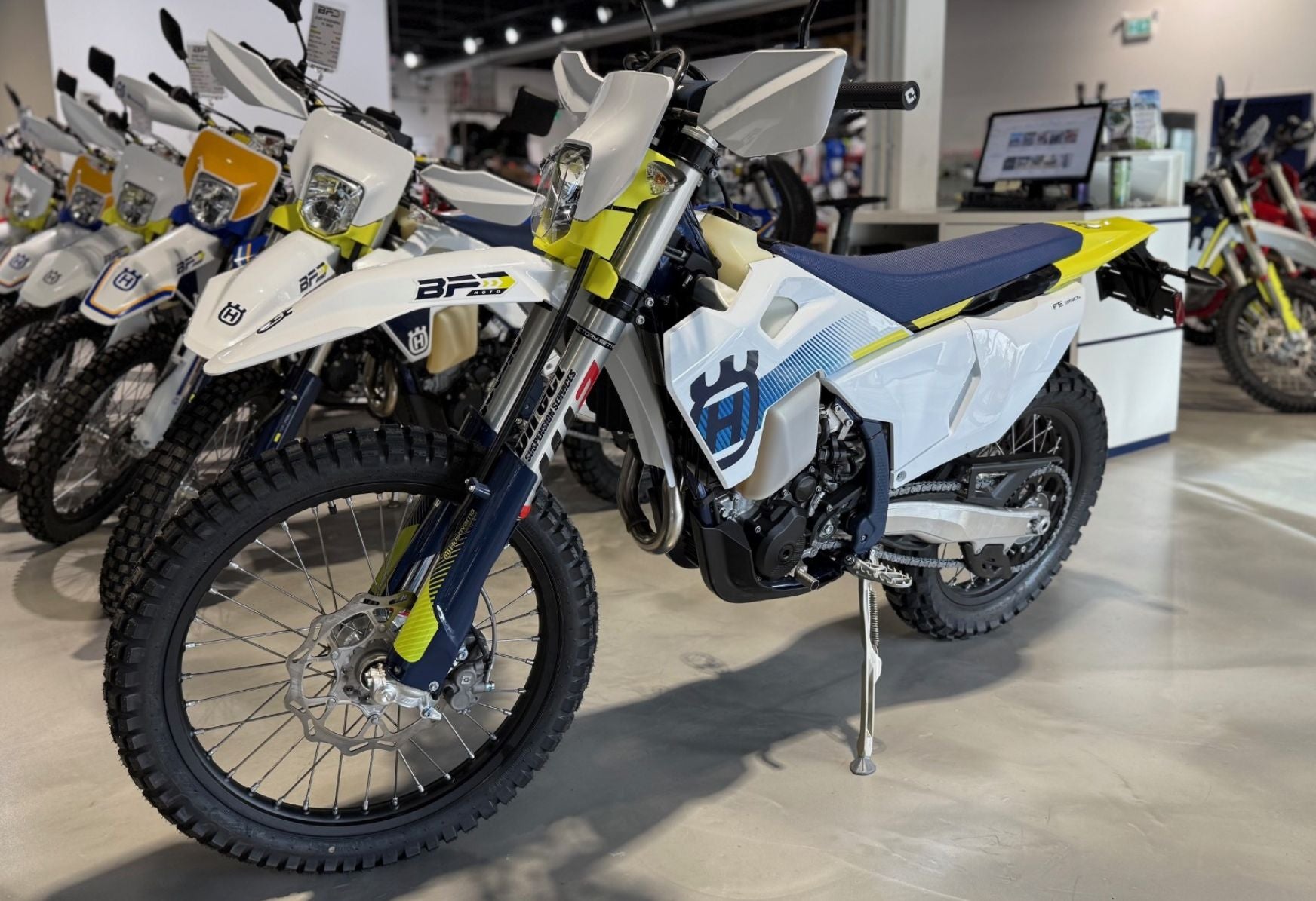 2024 Husqvarna FE 350s 70mm Lowered