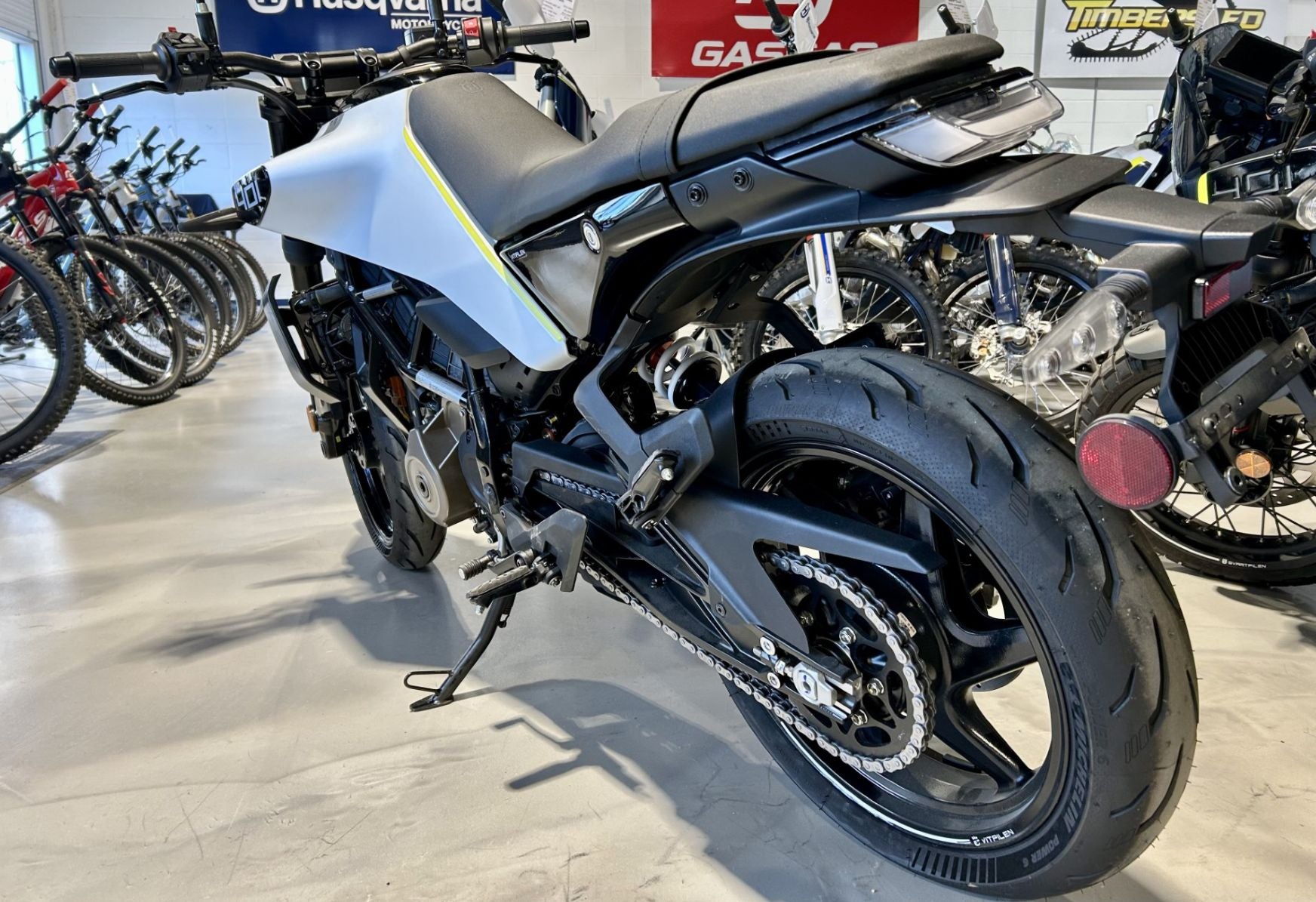 2024 Husqvarna Vitpilen 401