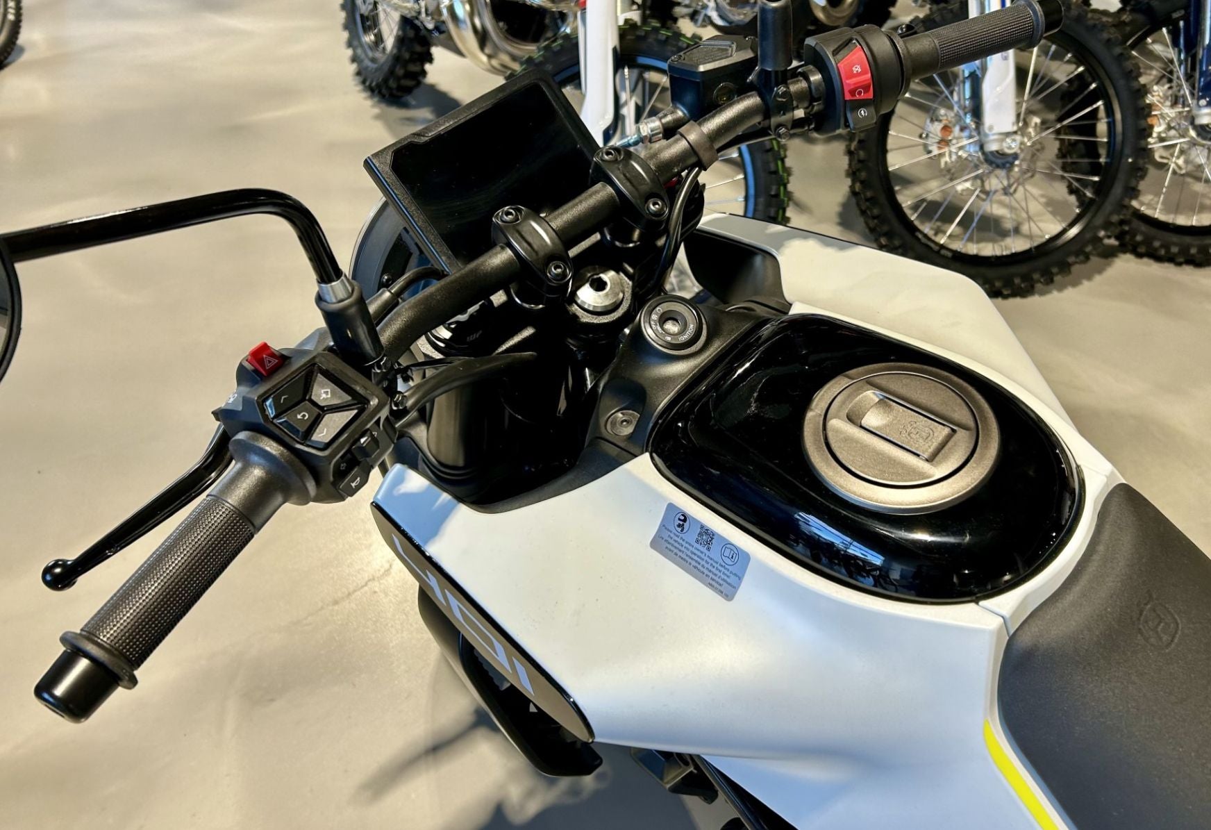 2024 Husqvarna Vitpilen 401