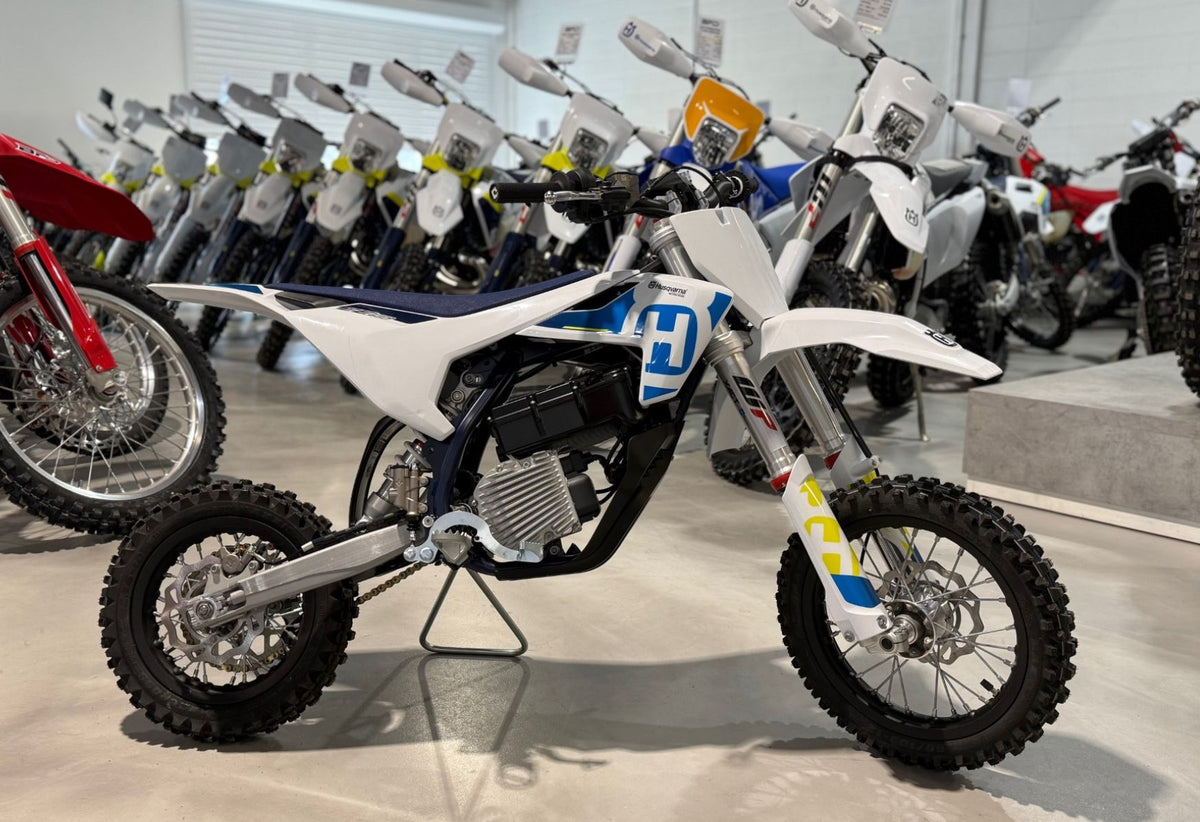 2024 (Pre-Owned) Husqvarna EE 5 Electric Dirt Bike