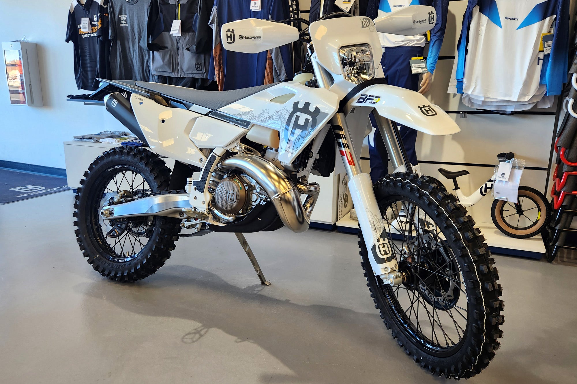 2025 Husqvarna TE 300 Pro