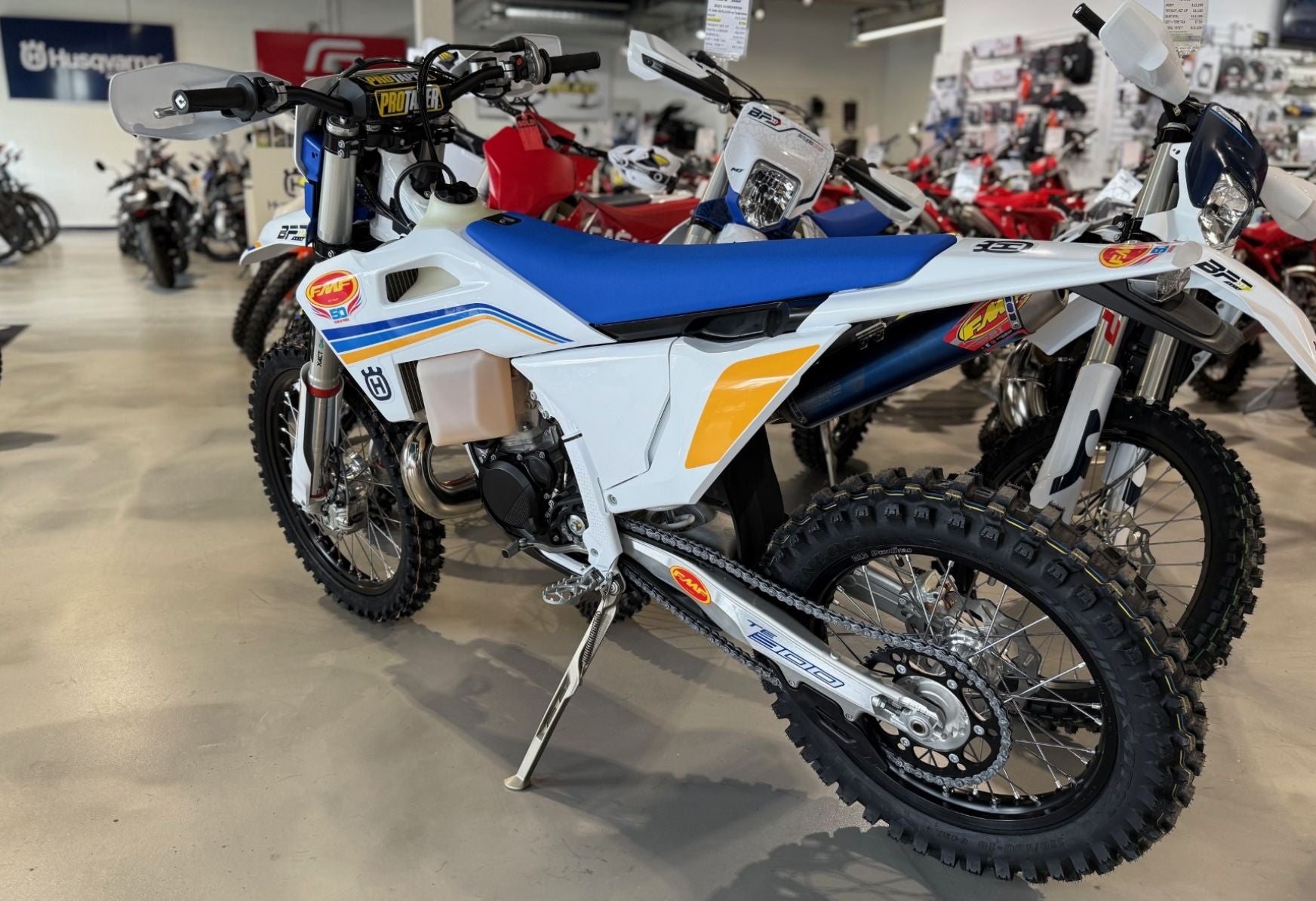 2025 Husqvarna TE 300 Heritage Promo Edition