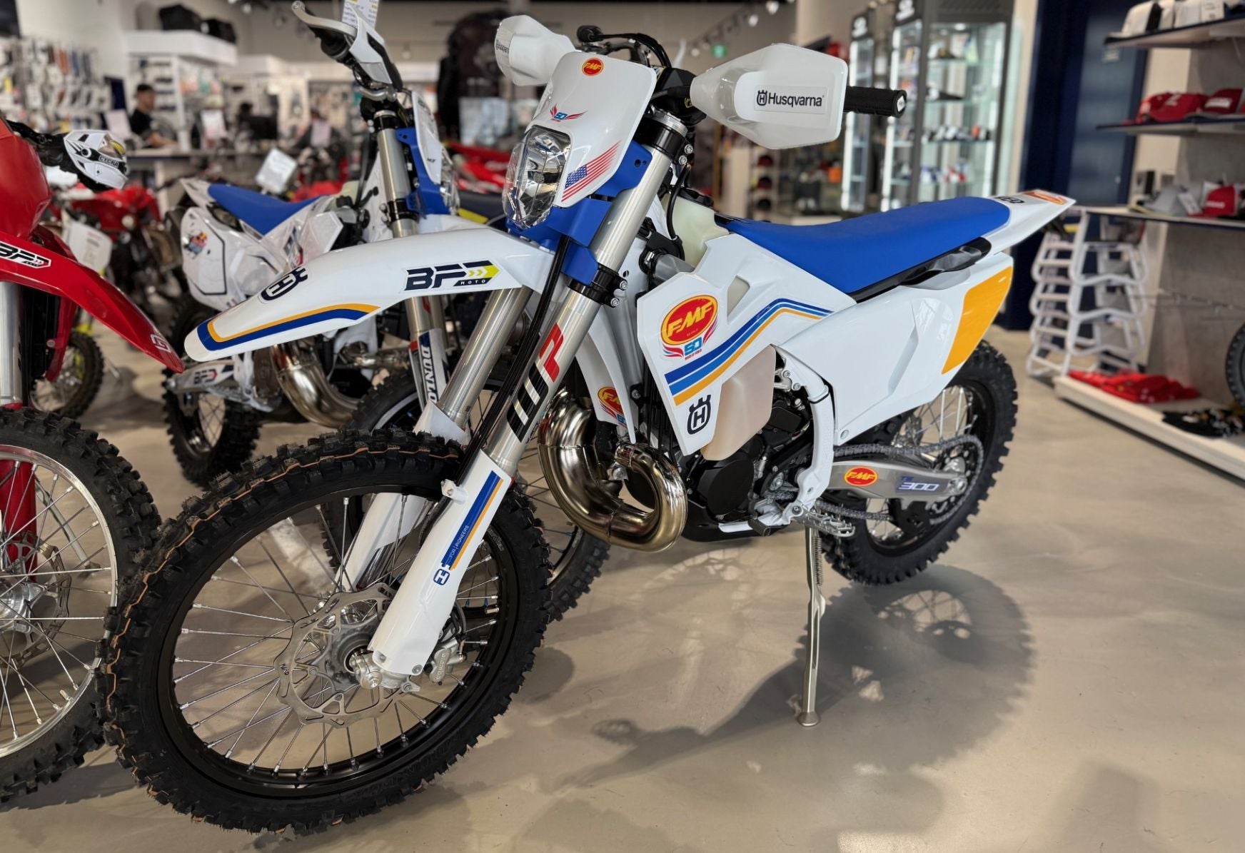 2025 Husqvarna TE 300 Heritage Promo Edition