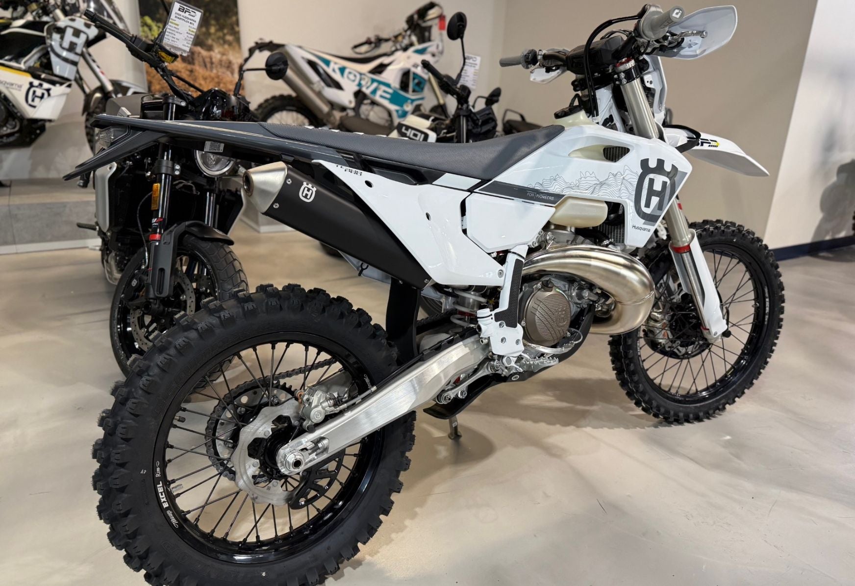 2025 Husqvarna TE 300 Pro