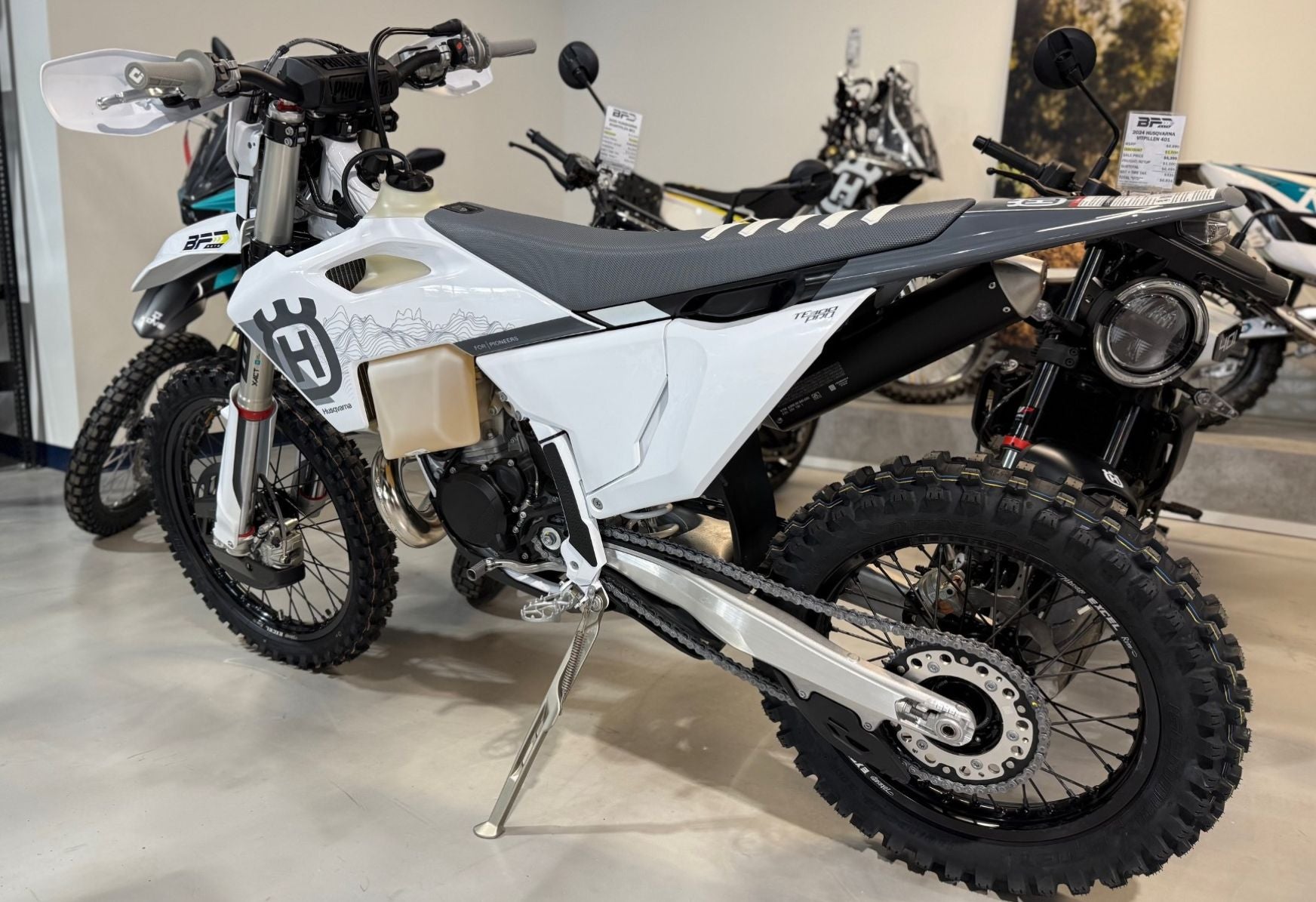 2025 Husqvarna TE 300 Pro
