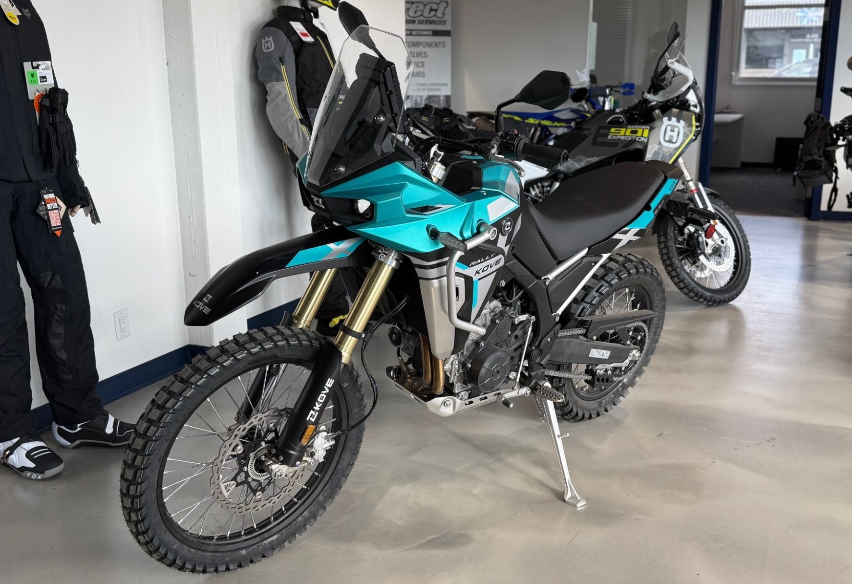 2025 KOVE 800X RALLY ADVENTURE