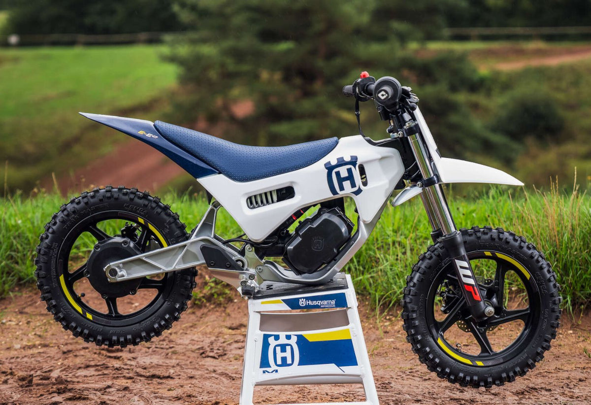 2025 Husqvarna EE 2 Kids Electric Dirt Bike