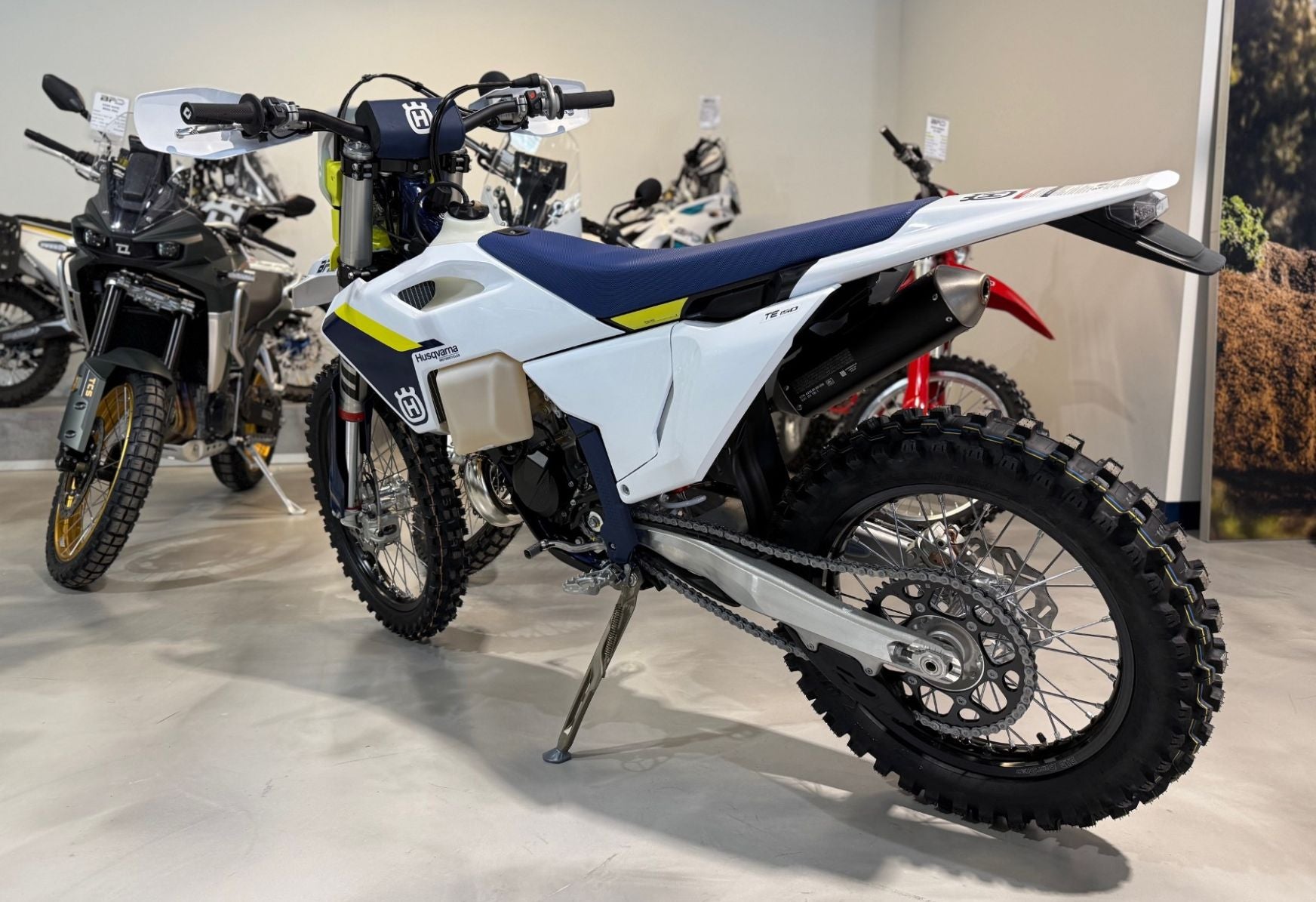 2025 Husqvarna TE 150 (Lowered)