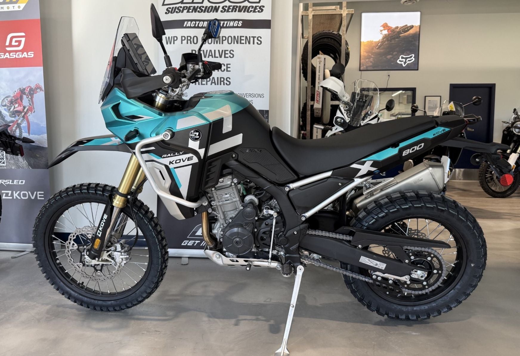 2026 KOVE 800X RALLY TEAL