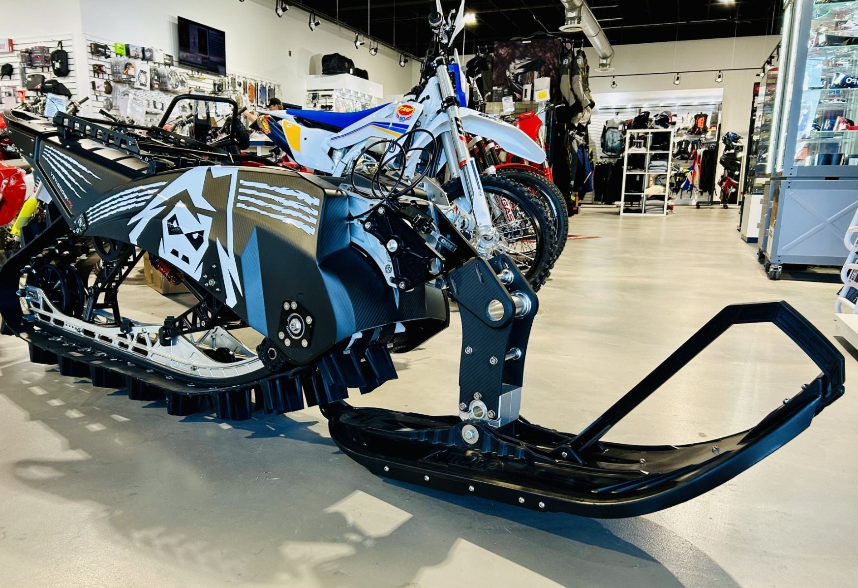 2026 YETI SnowMX 129" MTN TOP Kit Black