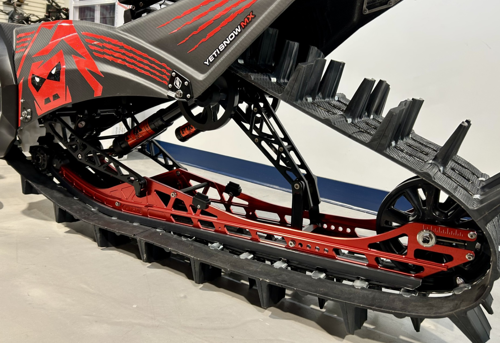 2026 YETI SnowMX 126" MT Kit GasGas Red