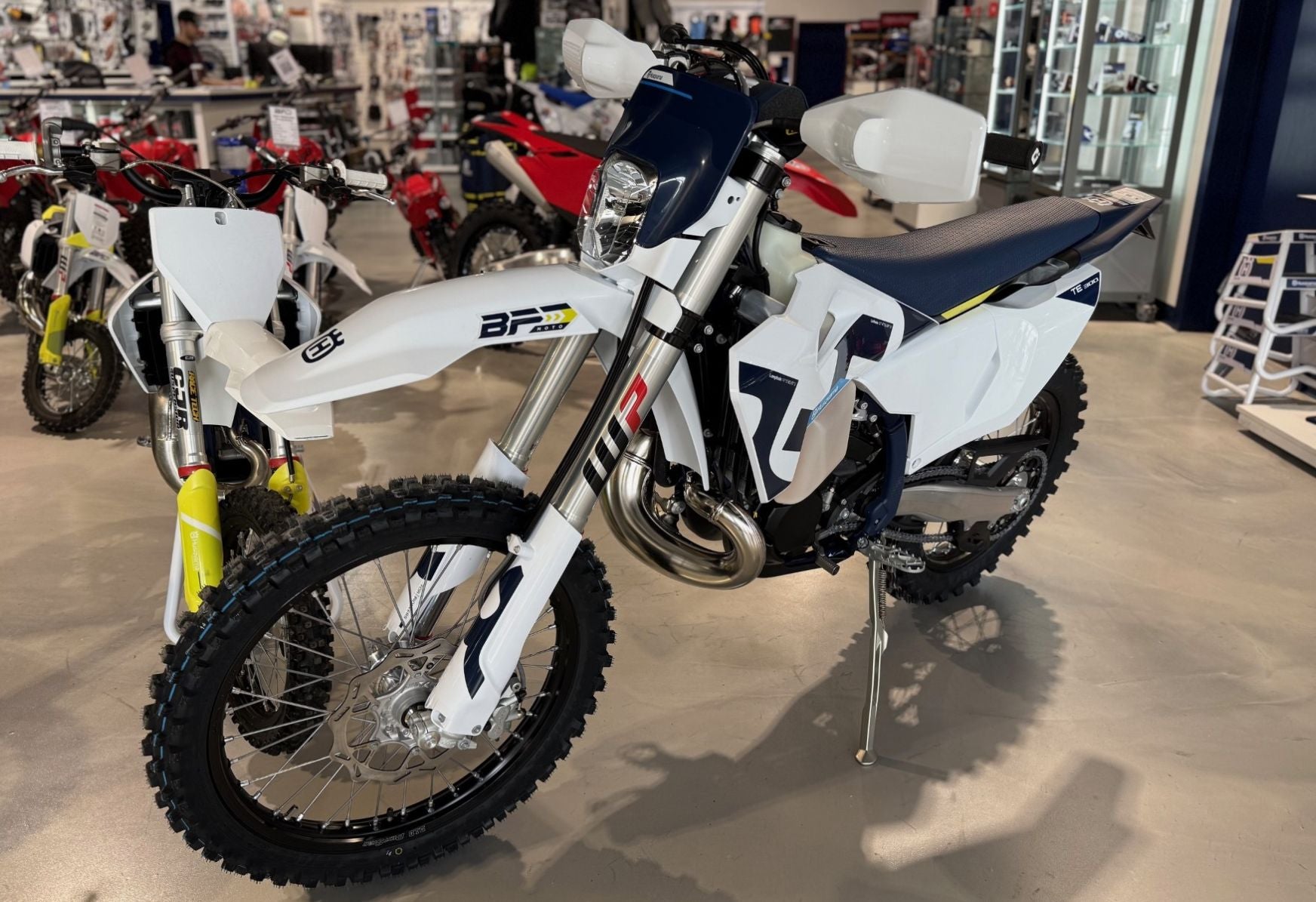 2026 Husqvarna TE 300