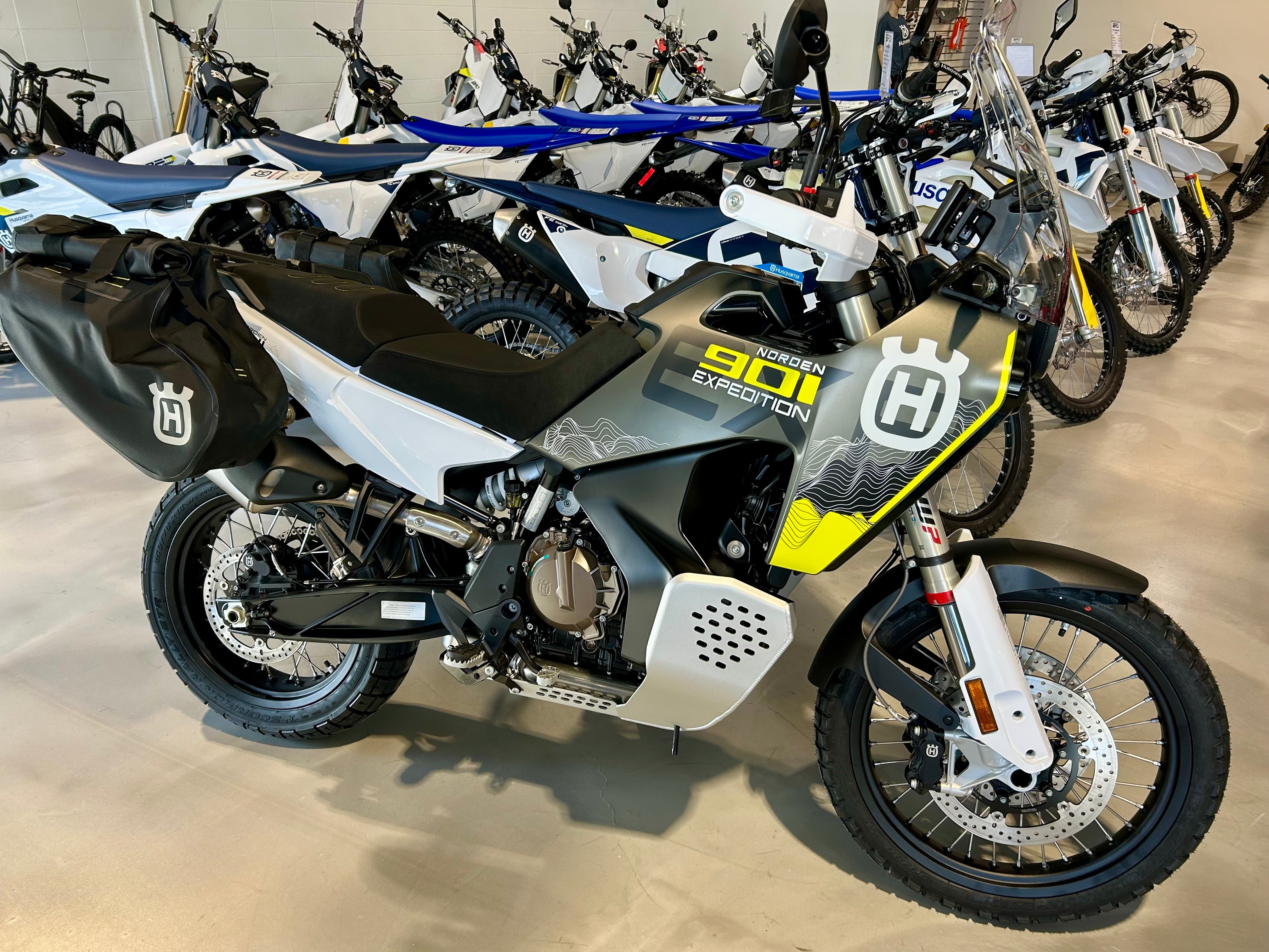2027 Husqvarna Norden 901 Expedition