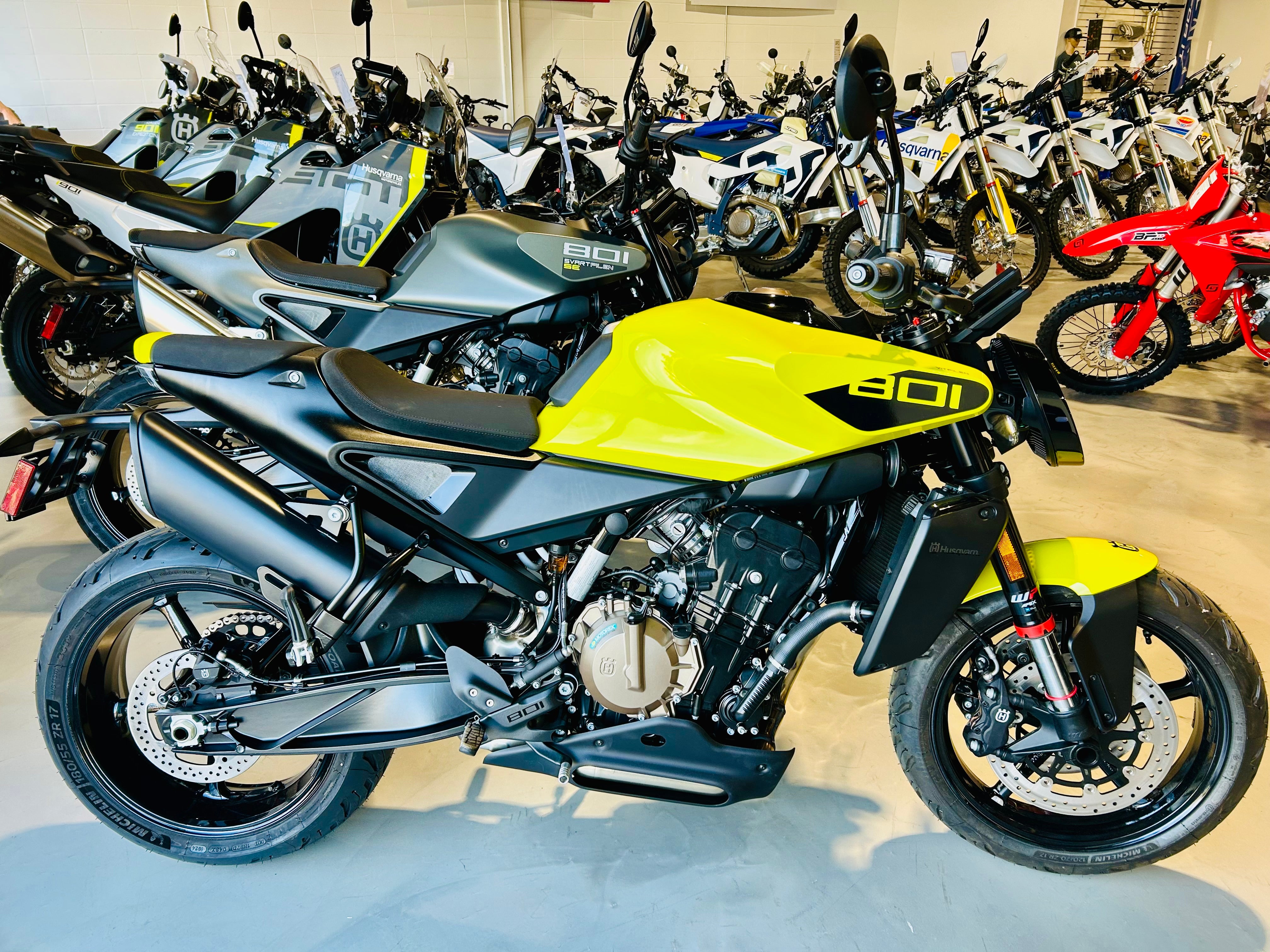 2026 Husqvarna Vitpilen 801