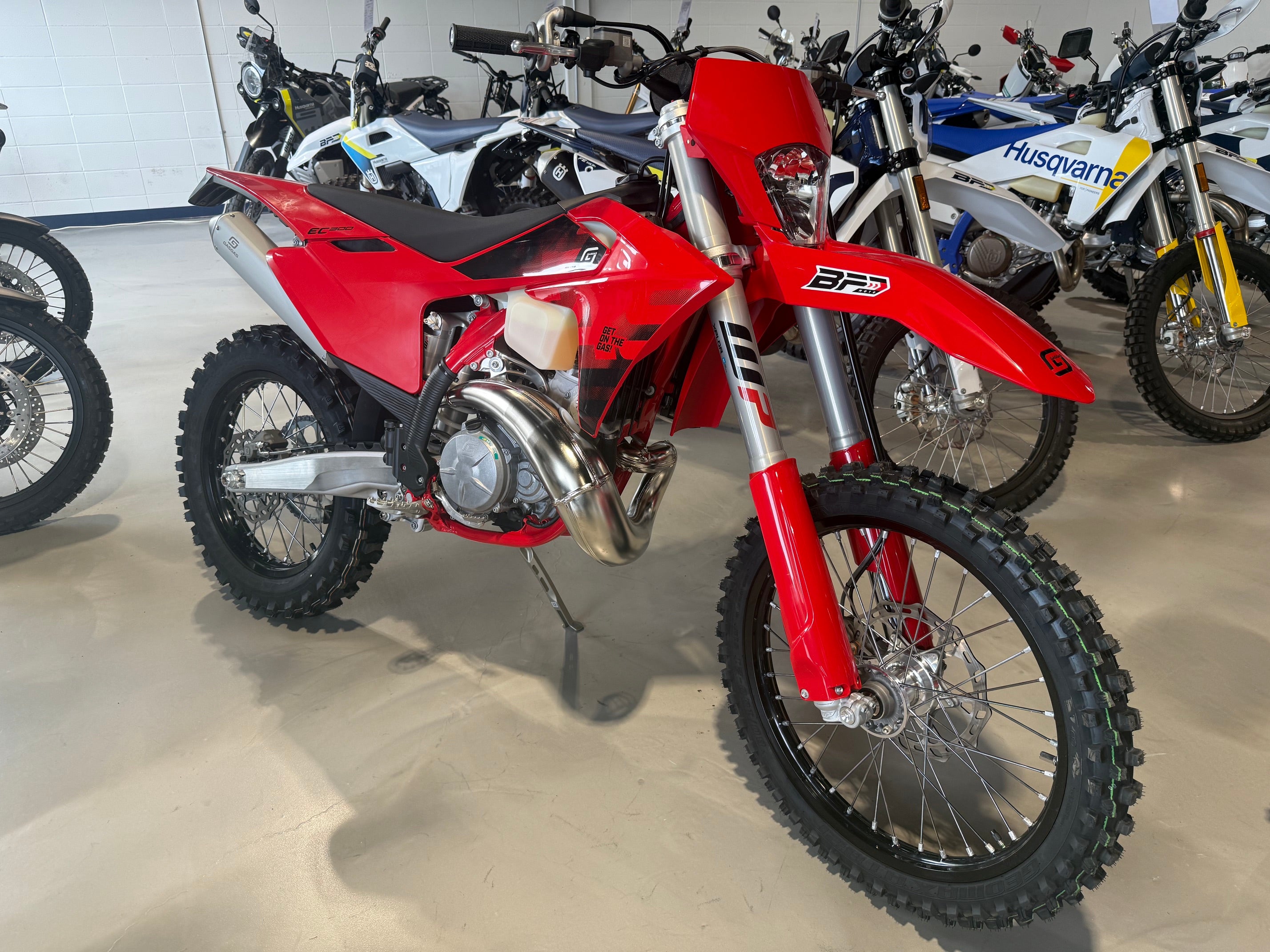 2027 GasGas EC 300