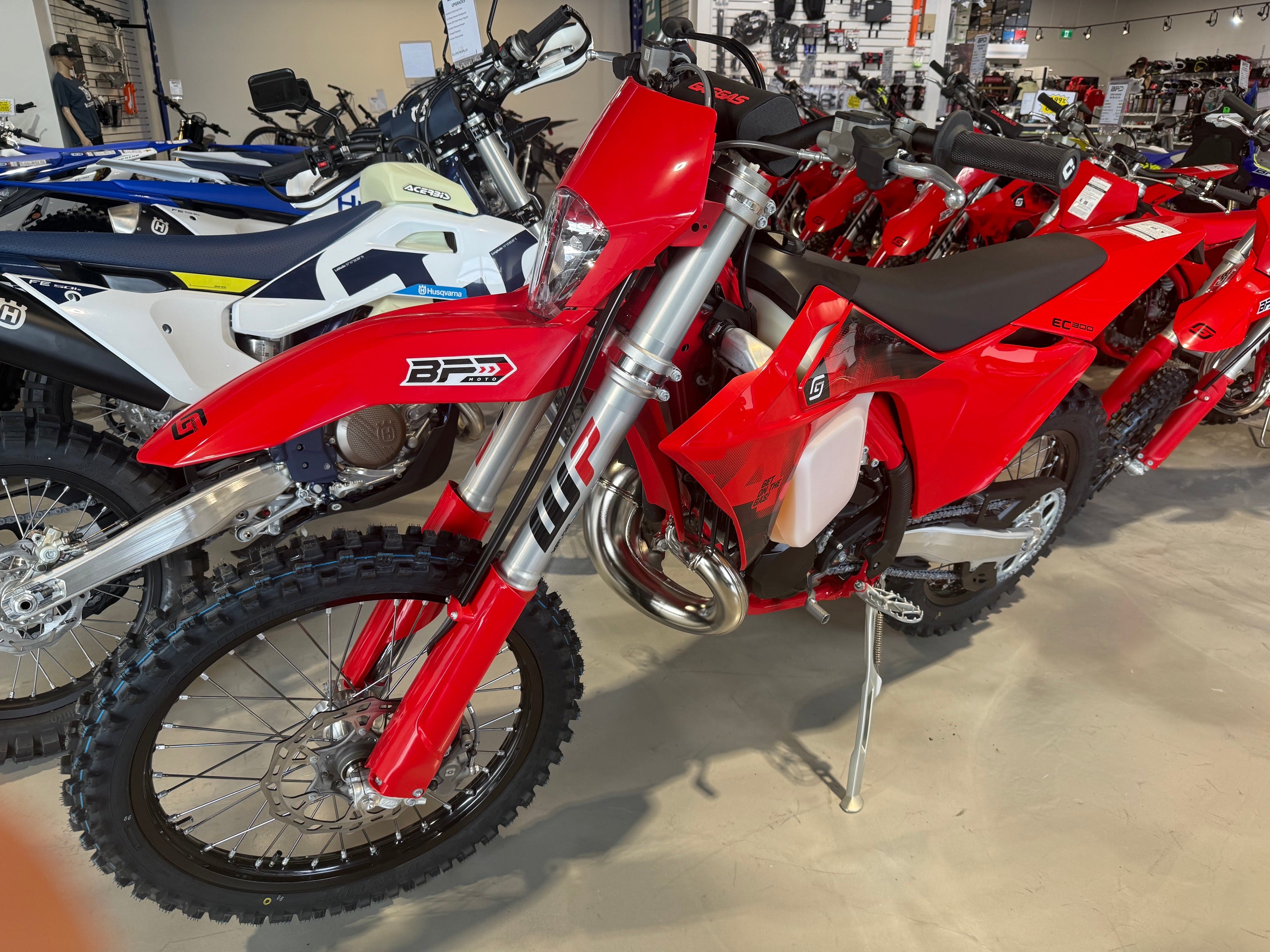 2027 GasGas EC 300