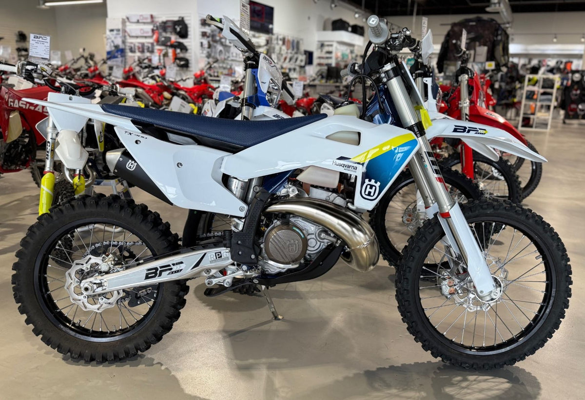 2025 (PREOWNED) Husqvarna TX 300
