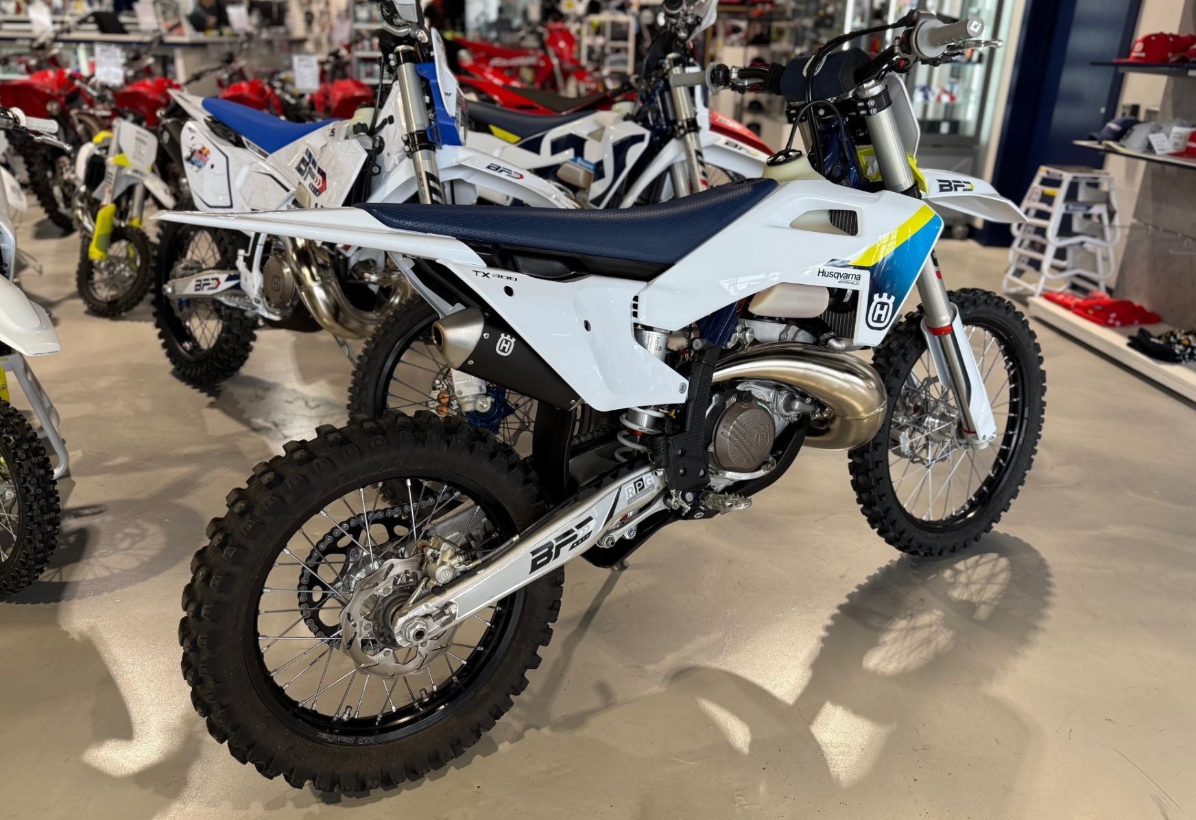 2025 (PREOWNED) Husqvarna TX 300