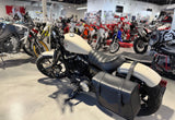 2022 (PREOWNED) Harley Davidson Iron 883