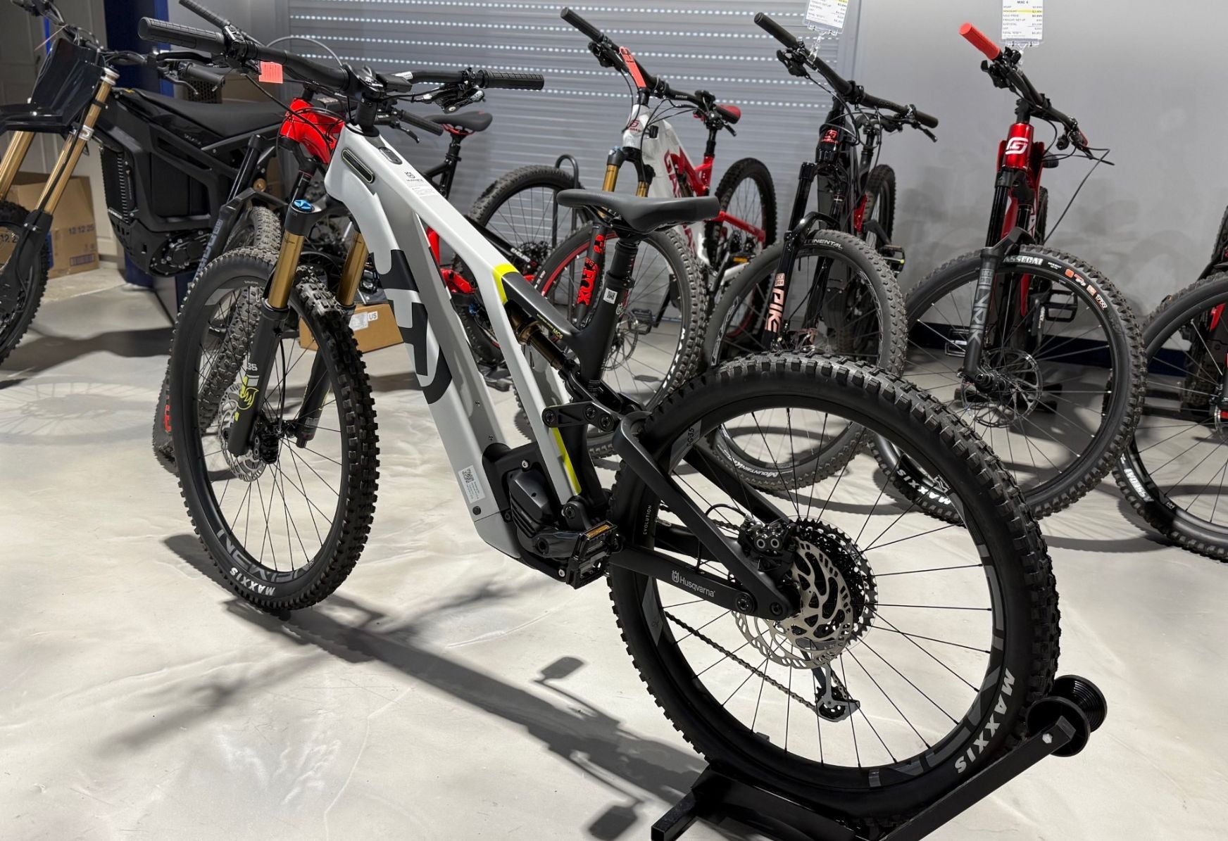 Husqvarna Mountain Cross MC6 E-Bicycle